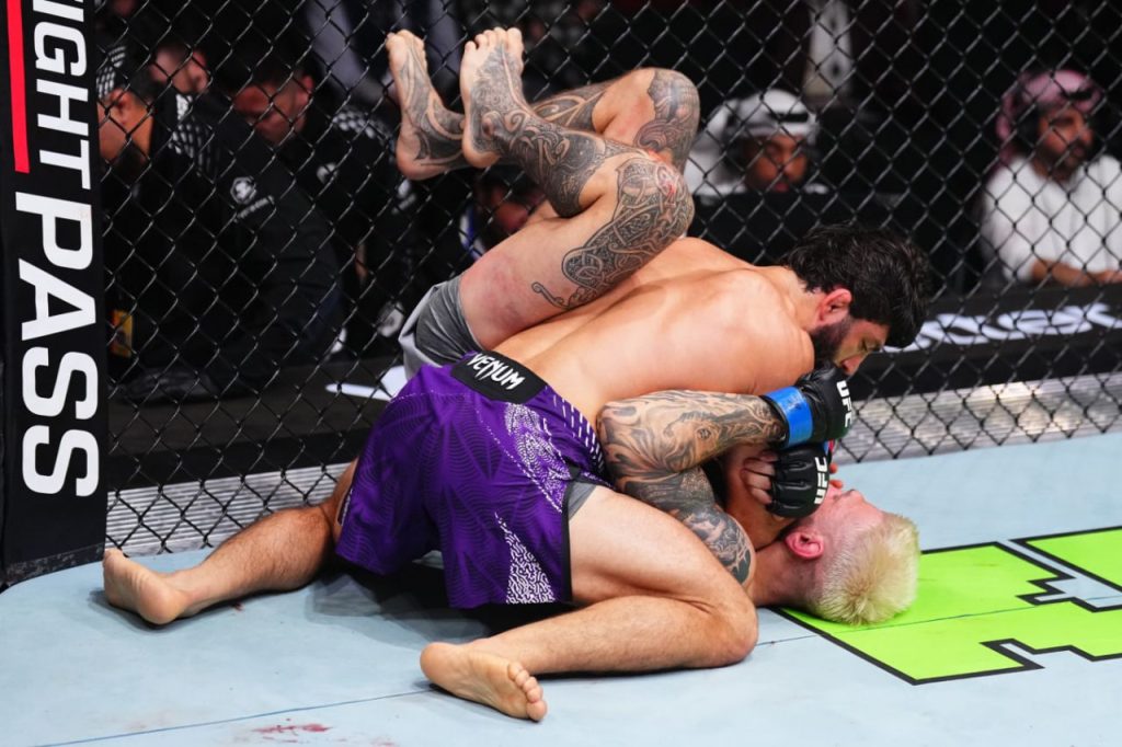 Эхо UFC Qatar: Триумф Царукяна, амбиции Гэрри и будущие супербои